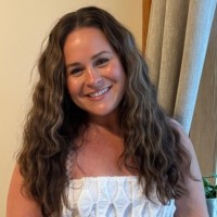 Local Hero Employee Rebecca Manzo's profile photo