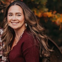 Rachel Everett Email & Phone Number