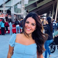Leticia Oliveira Email & Phone Number