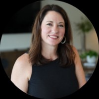Jennifer McKinney Email & Phone Number