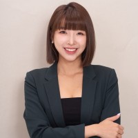 Microsoft Employee Angela Yang's profile photo