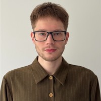 UNIQLO Employee Denis Polyakov's profile photo
