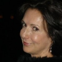 Elizabeth Warner Email & Phone Number