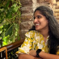 Kavya Chikoti Email