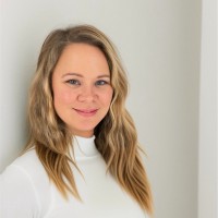 First State Bank and Trust (FSBT) Employee Laura Kinney's profile photo