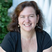 Pamela Arluk Email & Phone Number