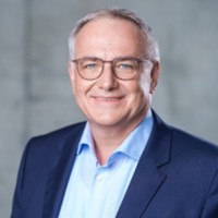 Markus Reust Email