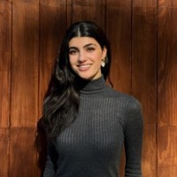 Vionna Eshghi Email