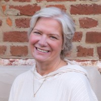 BURG Translations, Inc. Employee Brenda Stoltz's profile photo