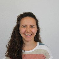 Alina Hauser Email