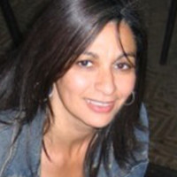 Léa Rogès Email