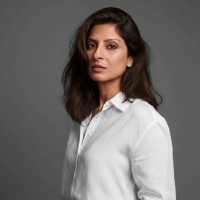 Kanika Mundhra Email