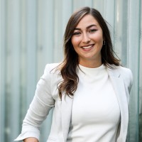 Lisa Schröder Email