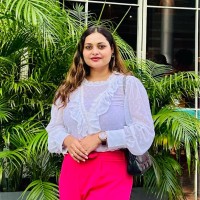 JiffyShip Employee Raveena Sharma's profile photo