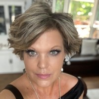 Verizon Employee Cassie Comer's profile photo