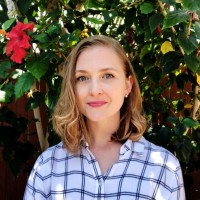 Laura Lund Email