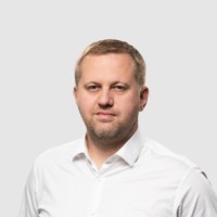 Radek Trnka Email