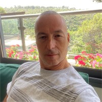 Surf Solutions Employee Avi Fisher's profile photo