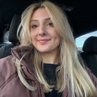 Grace Bloom Email & Phone Number