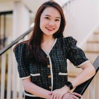 Vertical Institute Employee Delvina Wong's profile photo