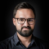 Pawel Rogalinski Email