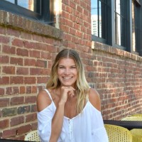 Isabella Swiecicki Email