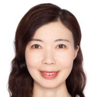Everest Medicines Employee Jennifer Yang's profile photo