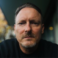 Sebastian Guckel Email