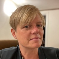 Kirsty Hutchison Email