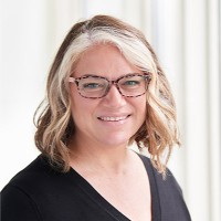 Lisa Slade Email & Phone Number