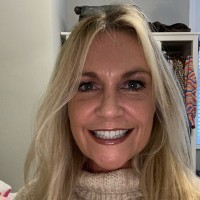Lizzy Kelk Email