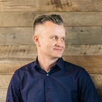 E-mail e número de telefone de Matthew Moeller