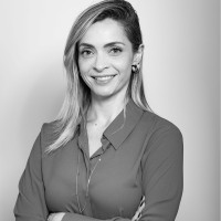 Kelly Moreira Email & Phone Number