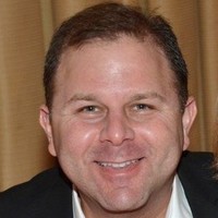 Neiman Marcus Houston Galleria Employee Elias Synalovski's profile photo