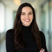 Dave.com Employee Kate Handley's profile photo