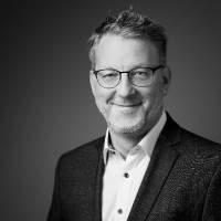Rüdiger König Email
