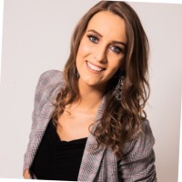 Ana Soranzo Email