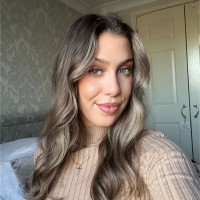 Bruna Dias Email