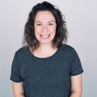 Charles Schwab Employee Amanda Wolf's profile photo