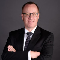 Ralf Küng Email