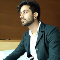 SiegAI - Sieg AI Company Employee Uzain Khan's profile photo