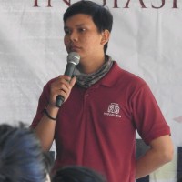 Libertus Anggit Email