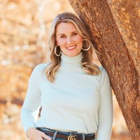 OPTIQUE VISION CENTER Employee Lindsey James's profile photo