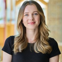 Chloe Meredith Email
