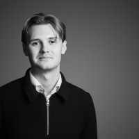 Alexander Lennström Email