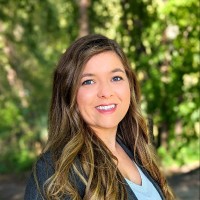 BizzyWeb - HubSpot Agency Minneapolis Employee Danielle Laveau's profile photo