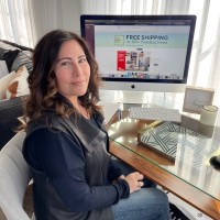 Digital Gadgets LLC Employee Paulette B.'s profile photo