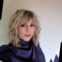 Victoria Dunn Email