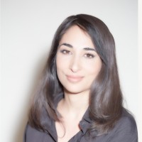 Le Défenseur des droits Employee Suzanne Azmayesh-Suster's profile photo
