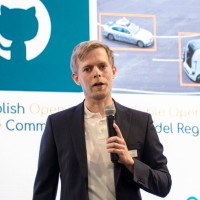 Raphael van Kempen Email